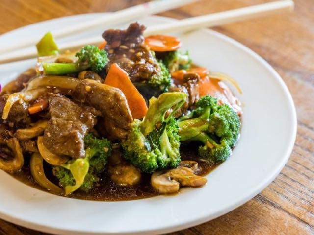 Beef with broccoli — rehearsal dinner catering tray, Phoenix