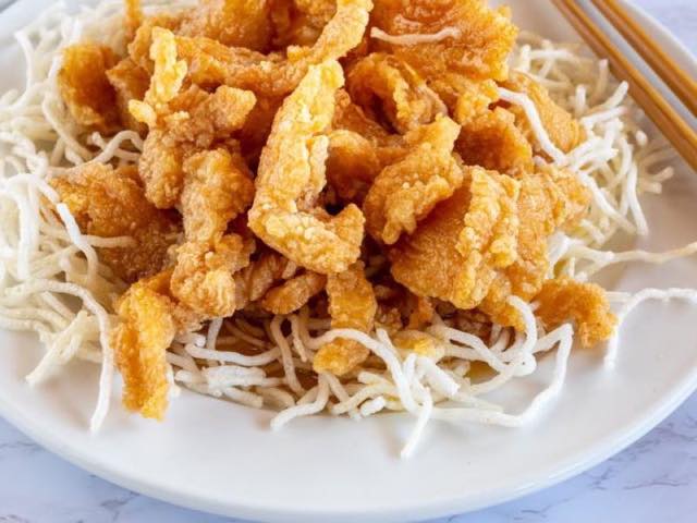 Honey Crisp Chicken at Autumn Court, Phoenix