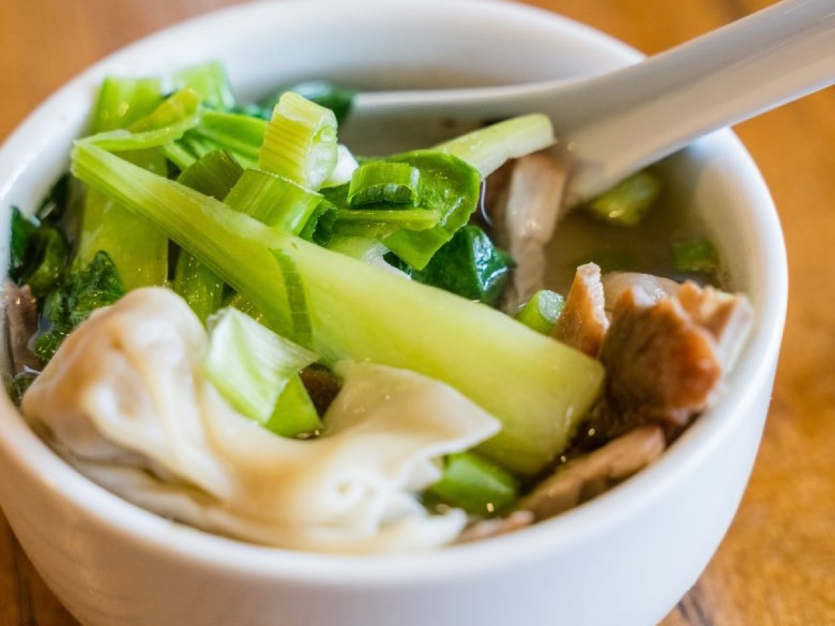 Wonton soup — Hong Kong style, Autumn Court Phoenix